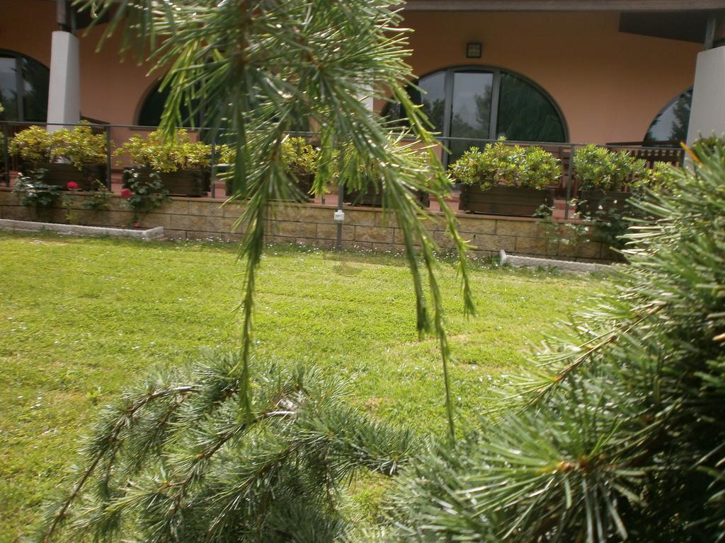 Camping Village Il Poggetto Troghi Exterior photo