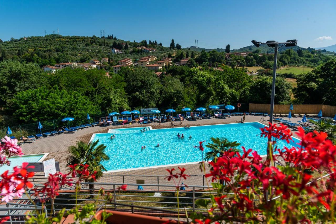 Camping Village Il Poggetto Troghi Exterior photo